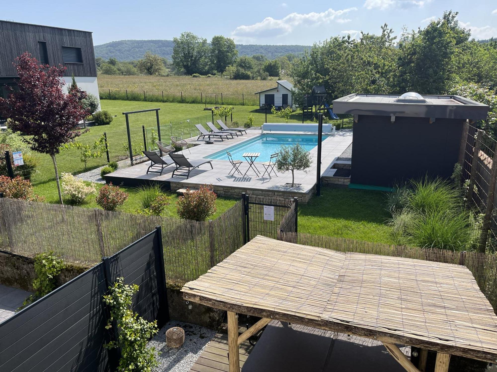 Appart-Hotel N 3 Avec Terrasse, Piscine, Petit-Dejeuner Et Parking Prive Chouzelot Eksteriør bilde