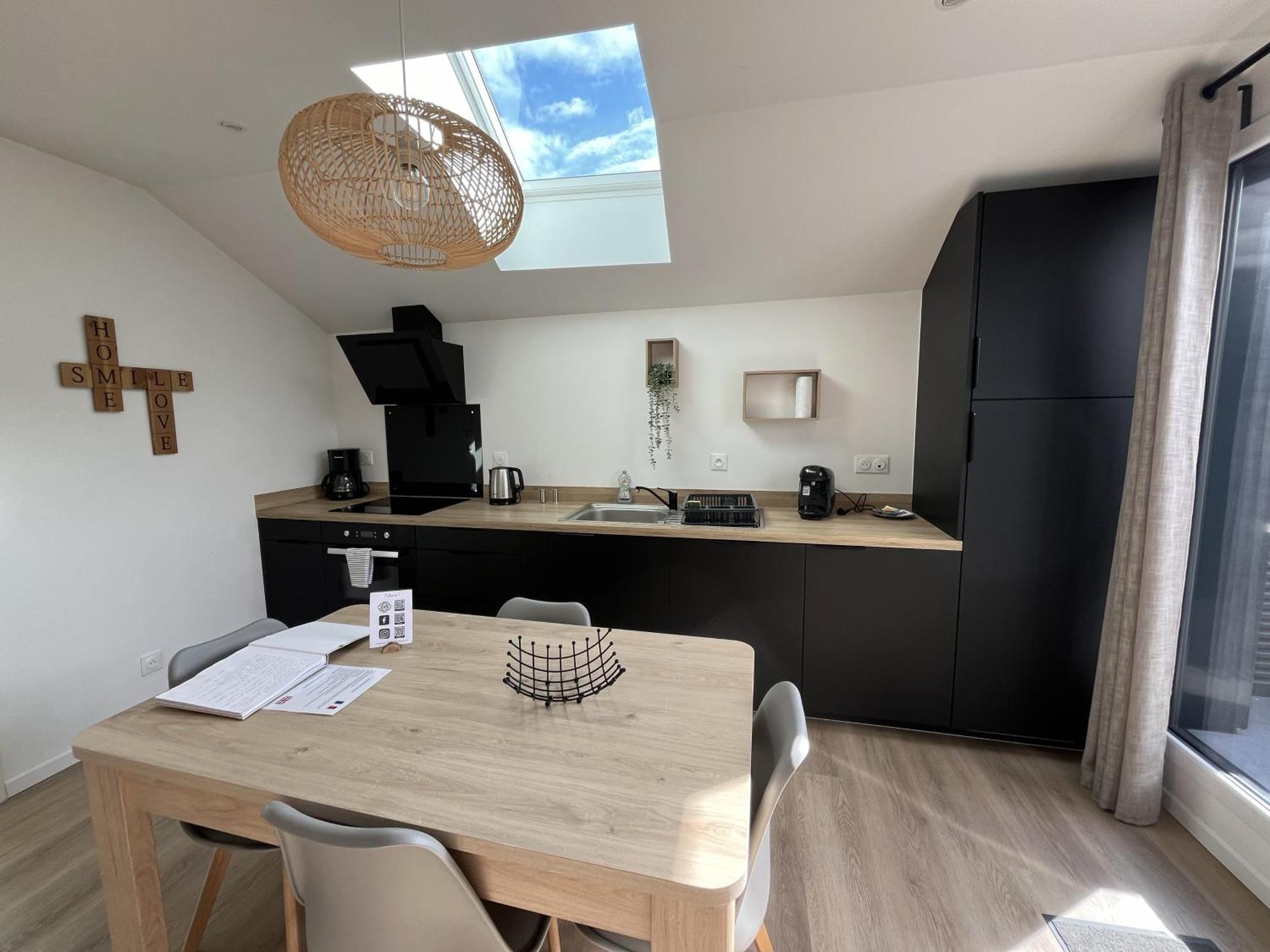 Appart-Hotel N 3 Avec Terrasse, Piscine, Petit-Dejeuner Et Parking Prive Chouzelot Eksteriør bilde